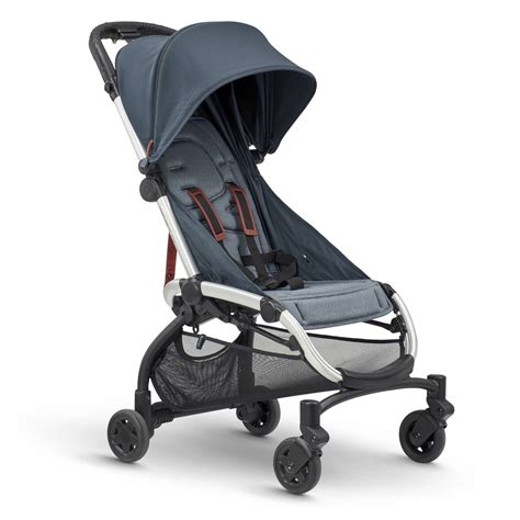 quinny baby stroller.